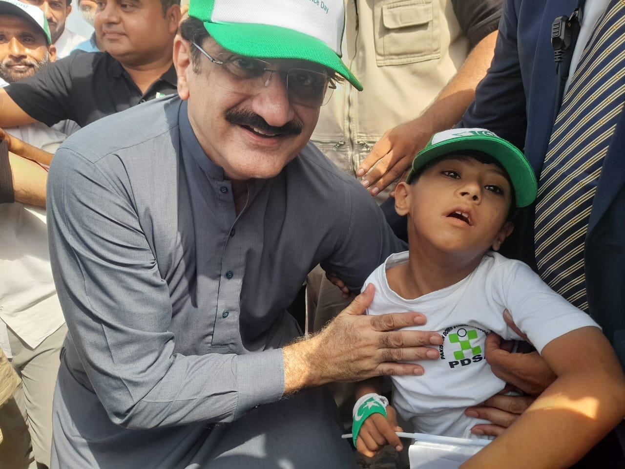 Chief Minister Sindh, Syed Murad Ali Shah, interacts with Umar, a child  with Down Syndrome registered – https://www.dailyindependent.com.pk